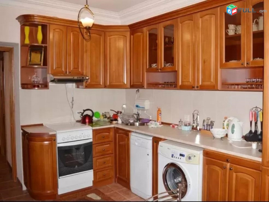 Vardzov e trvum 3 senyakanoc bnakaran Zavaryan