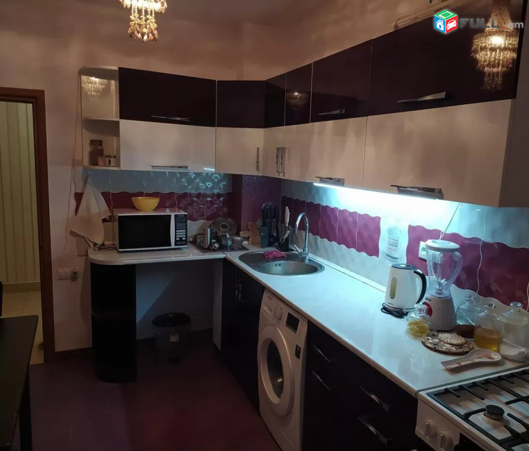 Vajarvum e 3 senyakanoc bnakaran Tbilisyan Xchuxi 