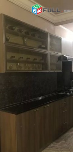 Vardzov e  trvum 3 senyakanoc bnakaran Kentron Argishti poxocum
