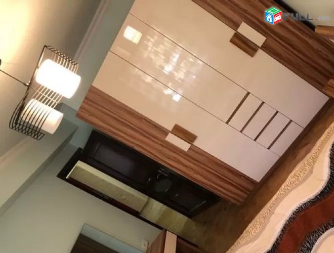 Oravardzov e trvum 3 senyakanoc bnakaran Kentronum