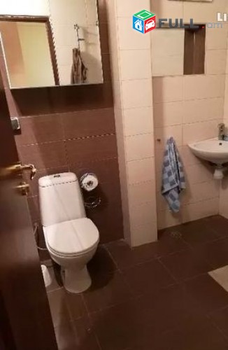 Vardzov e trvum 1 senyakanoc bnakaran Charenc poxocum