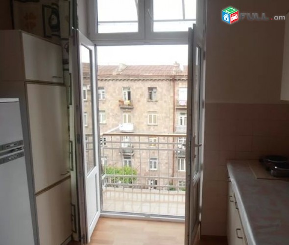 vardzov bnakaran komitasi poxotayum 