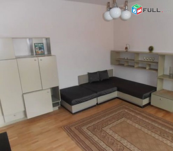 vardzov bnakaran komitasi poxotayum 