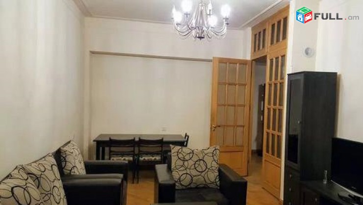 Vardzov e trvum/  4 senyakanoc bnakaran kievyan poxocum