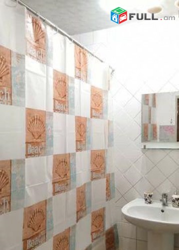 Vardzov e trvum 3 senyakanoc bnakaran Komitasum 