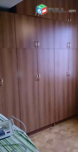 Oravardzov/ e trvum 3 senyakanoc bnakaran Kentronum /