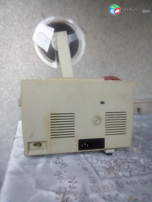 կինոպրոյեկտոր ՌՈՒՍ 1980թիվ-movie projector RUS-кинопроектор РУС 1980г.