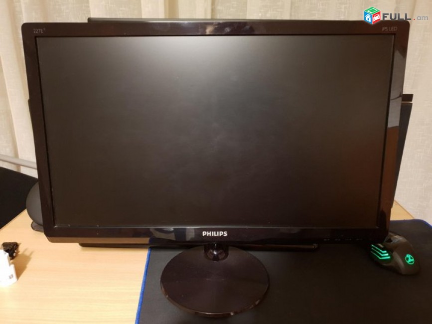 Philips 227E4QSD 22" / hanravore araqum