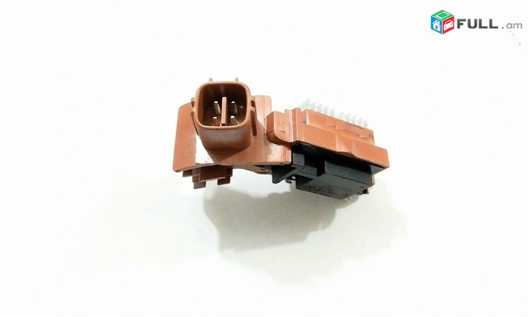 TOYOTA ZARYADKI RELE,REGULYATR,Регулятор генератора.7686