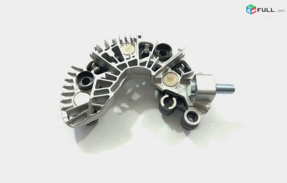 Nissan դինամոյի զարյատկի ռելե, регулятор генератора. 7311