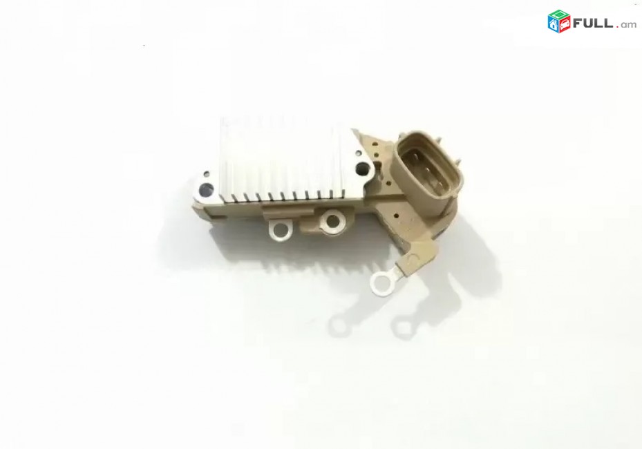 Isuzu դինամոյի զարյատկի ռելե, регулятор генератора. 7387