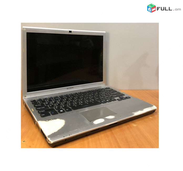 Sony VGN-SR11MR 4GB 200GB Win 7 Notebook 13,3"  2,26Ghz  Նոթբուք Нотбук Պահում է 1,5 ժամ