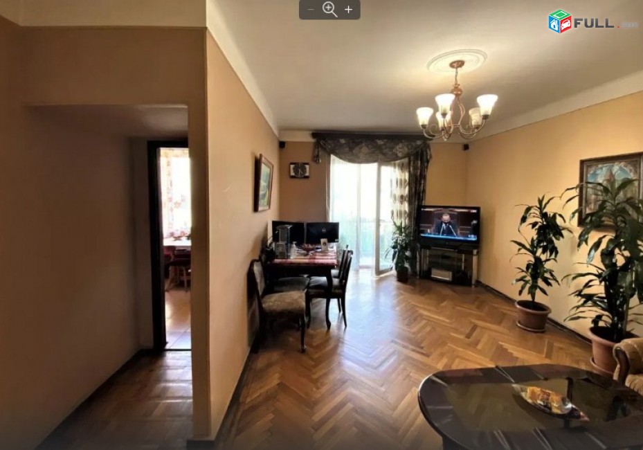 2+1 սենյականոց բնակարան Փոքր Կենտրոնում 