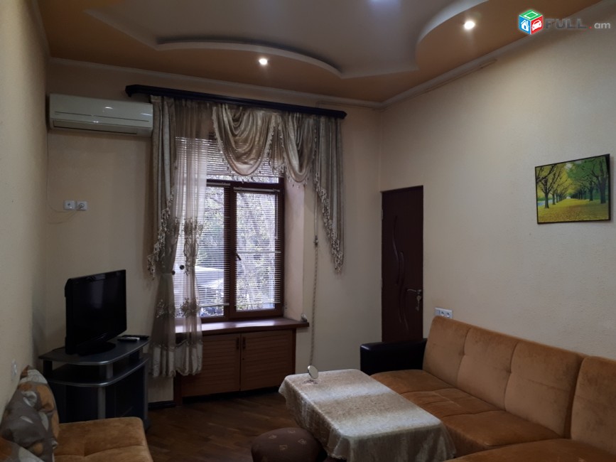 Կենտրոնում վարձով տրվում է վերանորագված 1+1 սենյակ