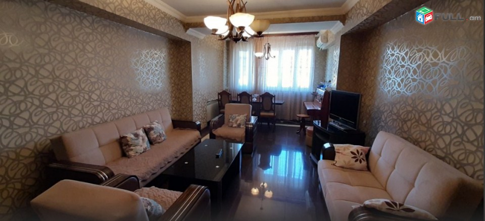 3 սենյականոց բնակարան Կենտրոնում 