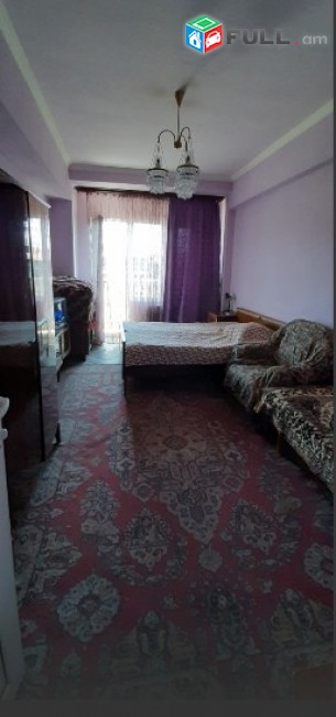 3 սենյականոց բնակարան Կենտրոնում 