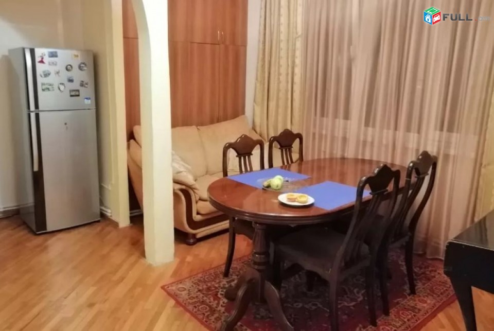 Տրվում է վարձով բնակարան
