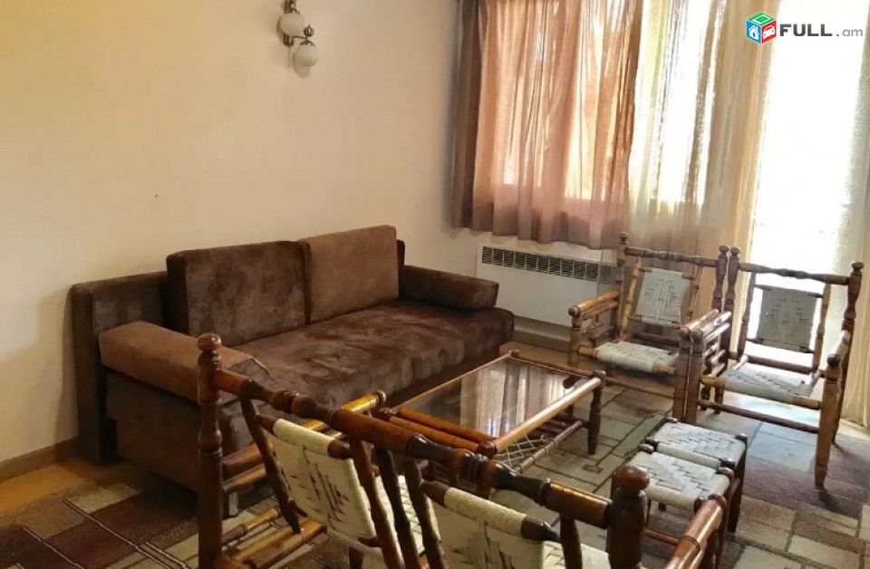 2 սենյականոց բնակարան Վարդանանց փողոցում 