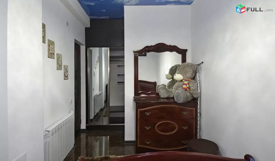  սենյականոց բնակարան Պուշկինի փողոցում