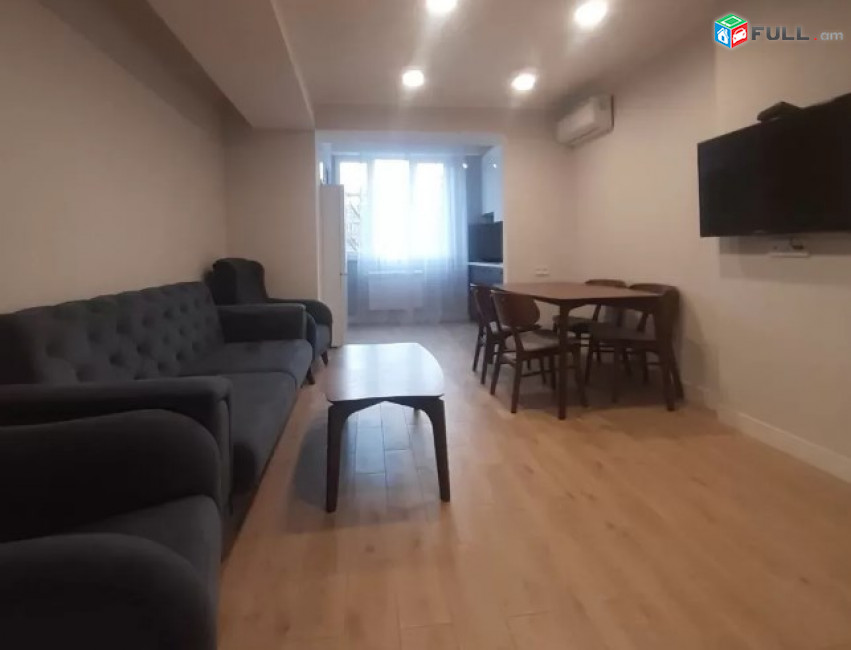 3 սենյականոց բնակարան Վարդանանց փողոցում