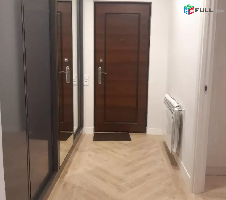 3 սենյականոց բնակարան Վարդանանց փողոցում