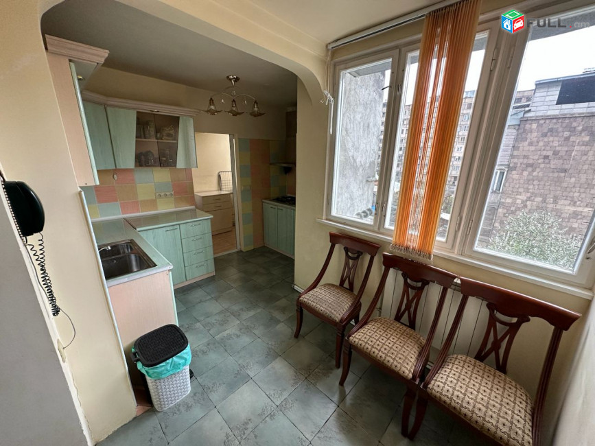 Արաբկիր, Վաղարշյան փողոց 4 սենյակ 85քմ