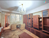 կենտրոնում վաճառքի 3 սենյակ 