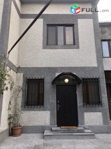 Խորենացի փողոց, Ռոսսիա մոլլի հարևանությամբ 5+1 սենյակ