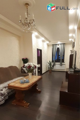 Խորենացի փողոց, Ռոսսիա մոլլի հարևանությամբ 5+1 սենյակ