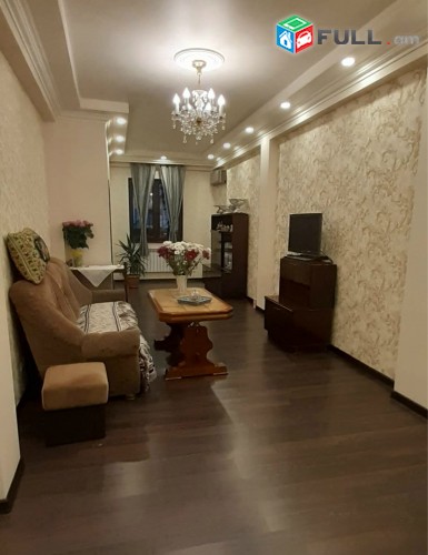 Խորենացի փողոց, Ռոսսիա մոլլի հարևանությամբ 5+1 սենյակ