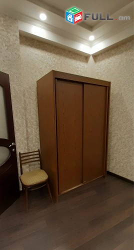 Խորենացի փողոց, Ռոսսիա մոլլի հարևանությամբ 5+1 սենյակ