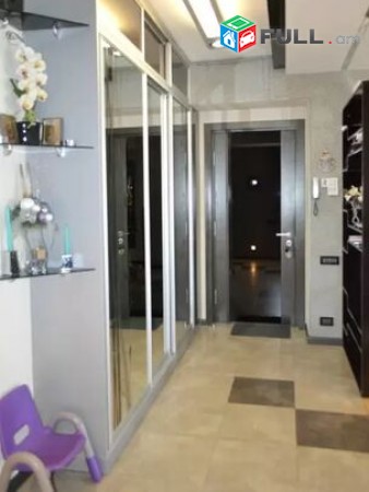 Տերյան փողոց Ագայան միջնամասում