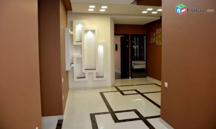 Շքեղ բնակարան Աբովյան փողոցում