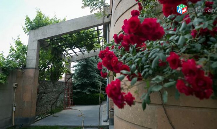 Կասկադում առանձնատուն վարձով