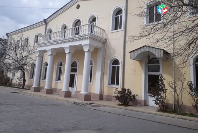 3-րդ մասում 2 հարկանի առանձին շենք 