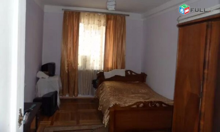 3 sen. duplex bnakaran Papazyan poxocum