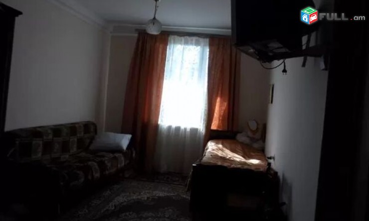 3 sen. duplex bnakaran Papazyan poxocum