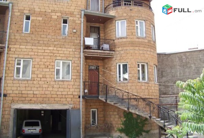 4 harkani arandznatun Komitasi poxotayum vajarq