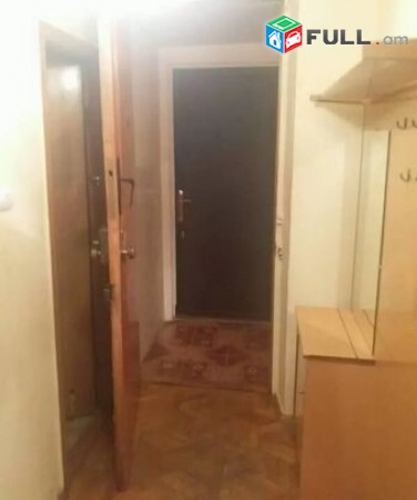 Վարձով է տրվում բնակարան Կենտրոնում