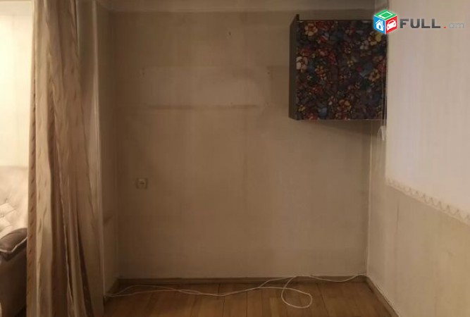 Վարձով է տրվում բնակարան Աղայան փողոցում (for rent)