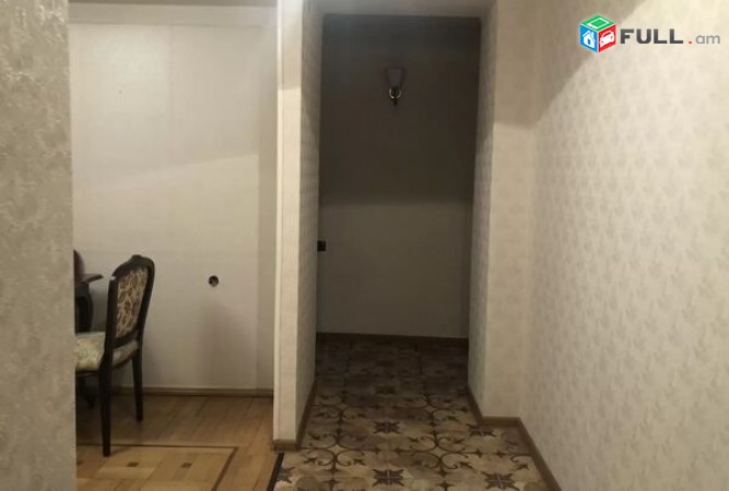 Վարձով է տրվում բնակարան Աղայան փողոցում (for rent)