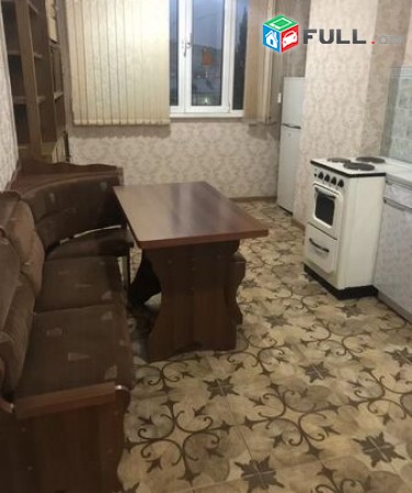 Վարձով է տրվում բնակարան Աղայան փողոցում (for rent)