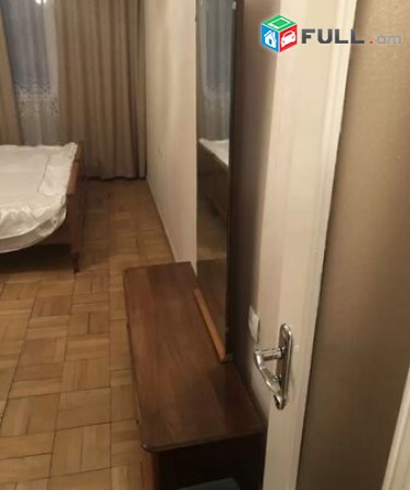 Վարձով է տրվում բնակարան Աղայան փողոցում (for rent)