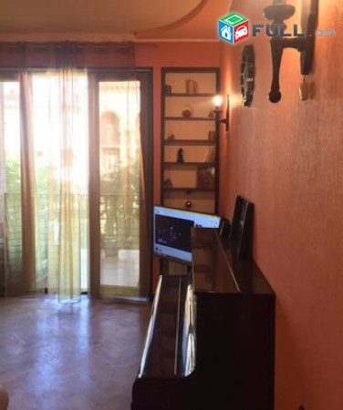 Վարձով բնակարան Աբովյան փողոցում / for rent