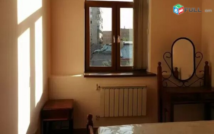 Վարձով է տրվում բնակարան Թումանյան փողոցում / for rent