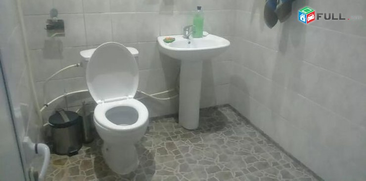 Վարձով տուն Վարշավյան փողոցում (Մոնումենտի մոտակայքում) / hostel