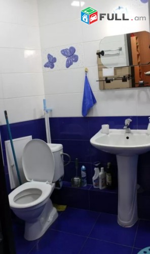 Վարձով է տրվում բնակարան Կիևյան փողոցում Ա0597