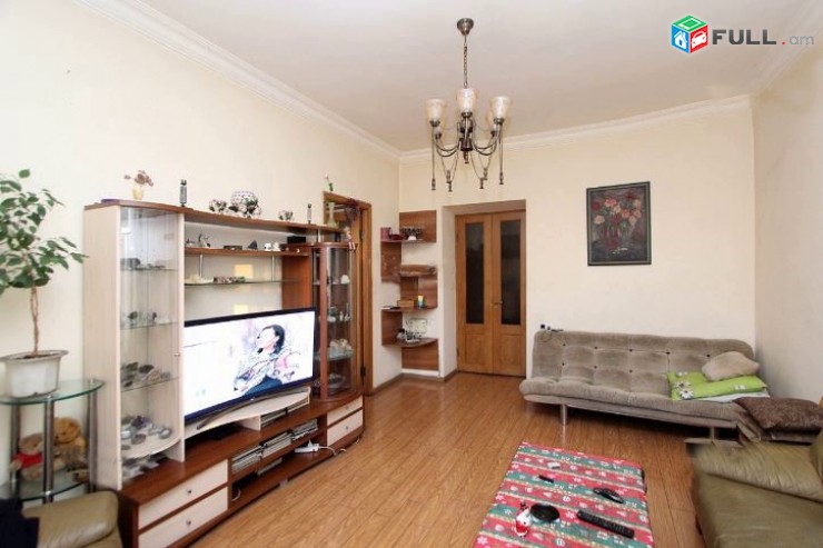 Բնակարան կենտրոնում 3 սենյակ