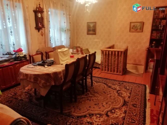 Trvum e vardzov Harmar e grasenyaki ev hosteli hamar 