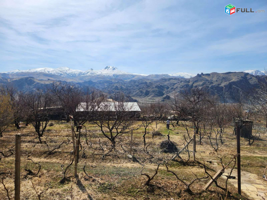 Երկու հարկանի քարե տուն, Տ-9-41, 140 քմ, կապիտալ վերանորոգված
